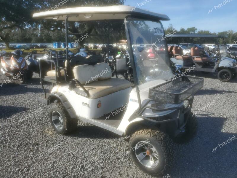 CLUB GOLFCART 2018 white   TKRY000757 photo #1