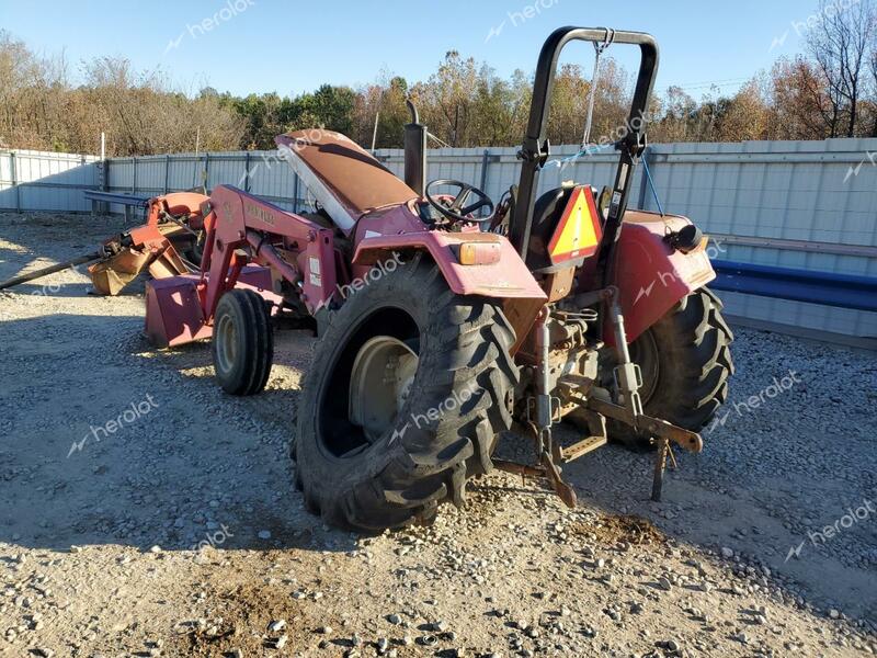 MAHINDRA AND MAHINDRA TRACTOR 2000 red   000032506B12 photo #4