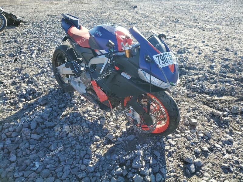 APRILIA RS 660 2021 red  gas ZD4KSUA08MS000383 photo #1