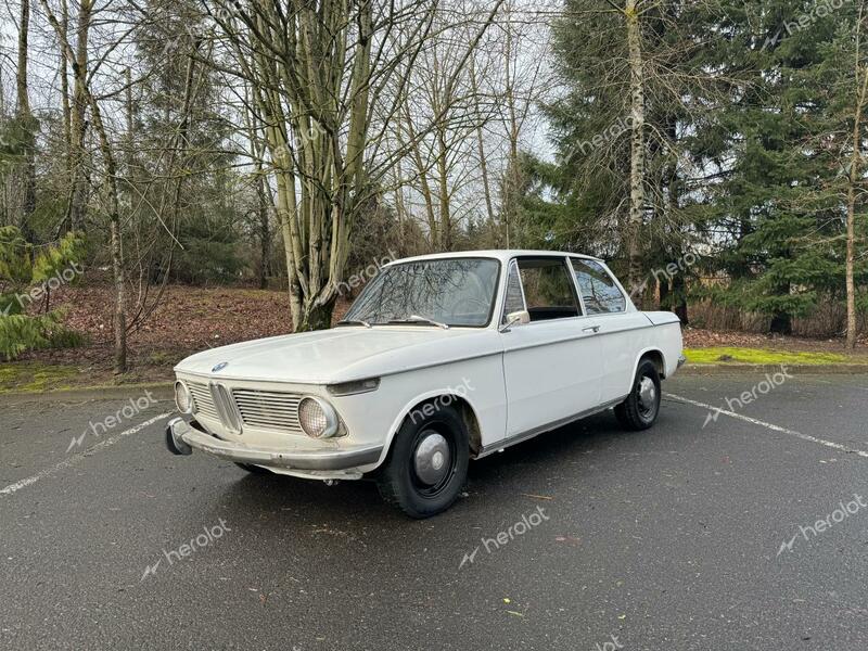 BMW 1600 1967 white   1526971 photo #3