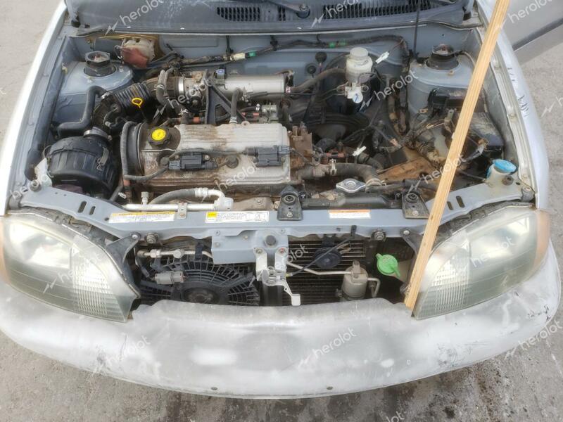 SUZUKI SWIFT BASE 2001 silver hatchbac gas 2S2AB21H916601033 photo #4