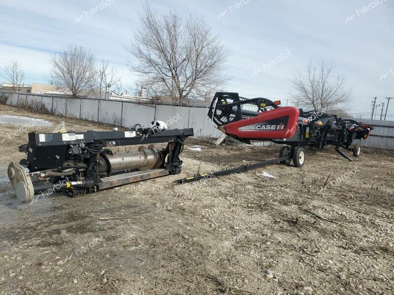 CASE COMBINE HE 2013 red   YDZN53994 photo #3