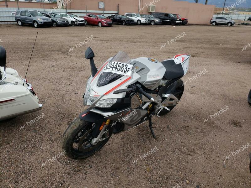 APRILIA RSV4 RF 2016 silver racer gas ZD4RKUB01GS000128 photo #3