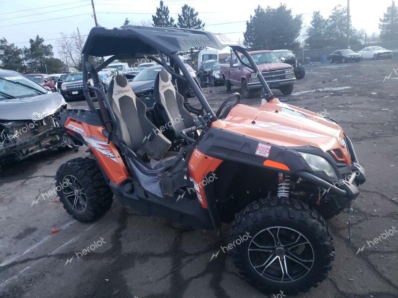 ATV SIDEBYSIDE 2019 orange   LCELDTZ7XK6000574 photo #1