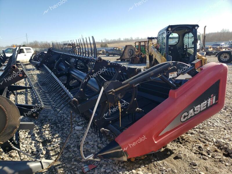 CASE COMBINE HE 2009 red   X0V1N000078665243 photo #4