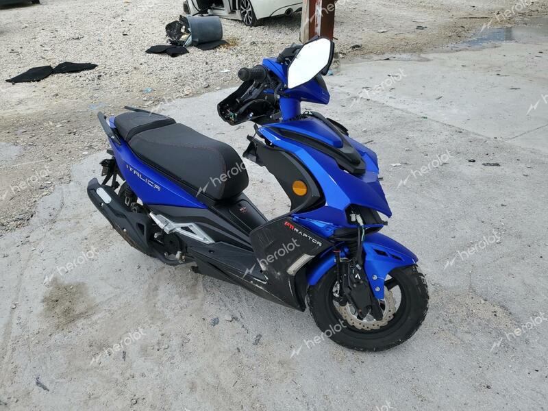 YNGF SCOOTER 2022 blue   LL0TCKP76NG000527 photo #1