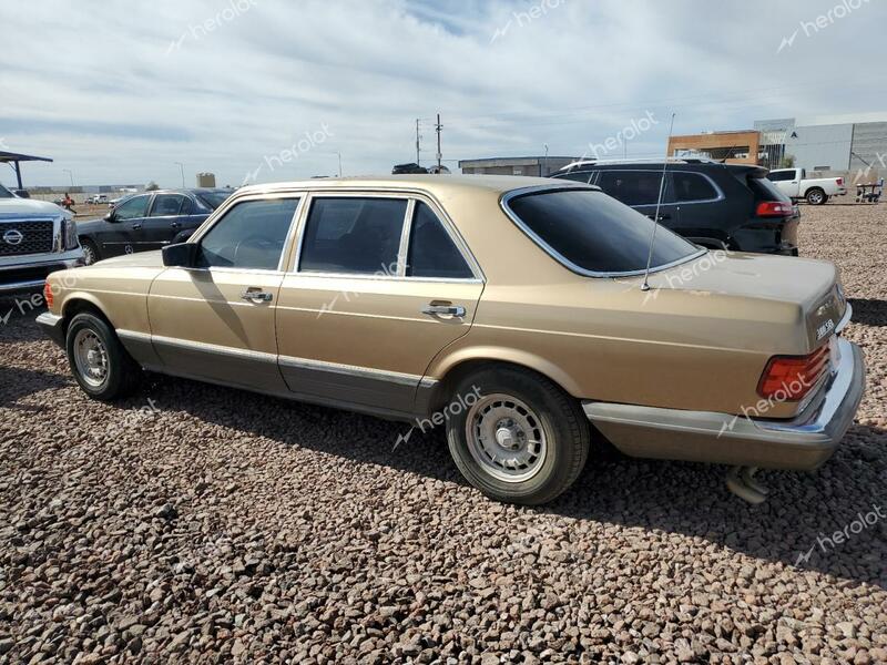 MERCEDES-BENZ 380 SEL 1982 gold sedan 4d gas WDBCA33A0CB023964 photo #3