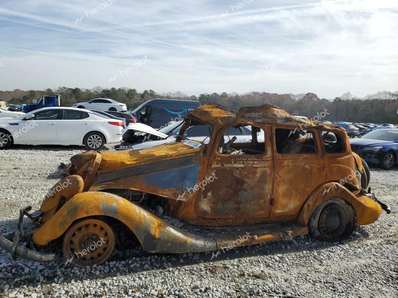 STUDEBAKER SEDAN 1935 burn   5223547 photo #1