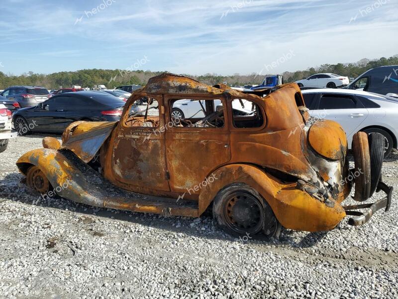 STUDEBAKER SEDAN 1935 burn   5223547 photo #3