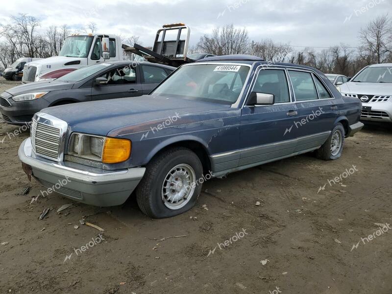 MERCEDES-BENZ 380 SEL 1983 blue  gas WDBCA33A7DB049270 photo #1