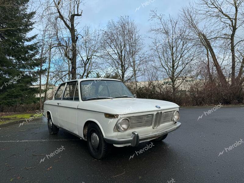 BMW 1600 1967 white   1526971 photo #1