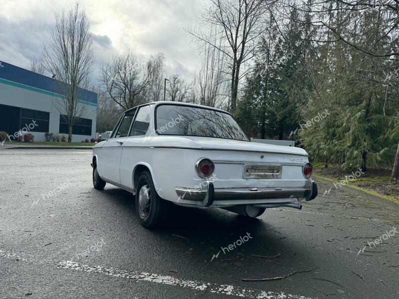 BMW 1600 1967 white   1526971 photo #4