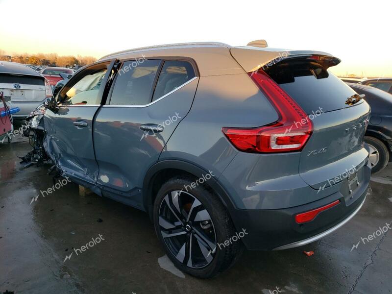 VOLVO XC40 ULTIM 2023 gray  gas YV4L12UA2P2913038 photo #3