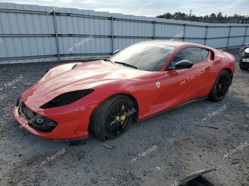 FERRARI 812 SUPERF 2020 red  gas ZFF83CLA8L0251323 photo #1