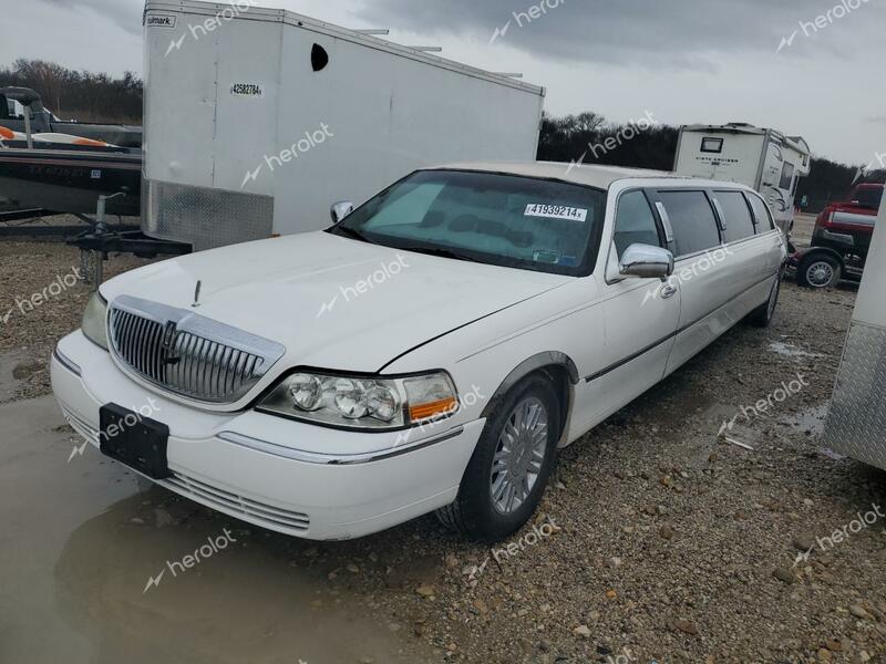 LINCOLN TOWN CAR E 2005 white limousin gas 1L1FM88W75Y646082 photo #1