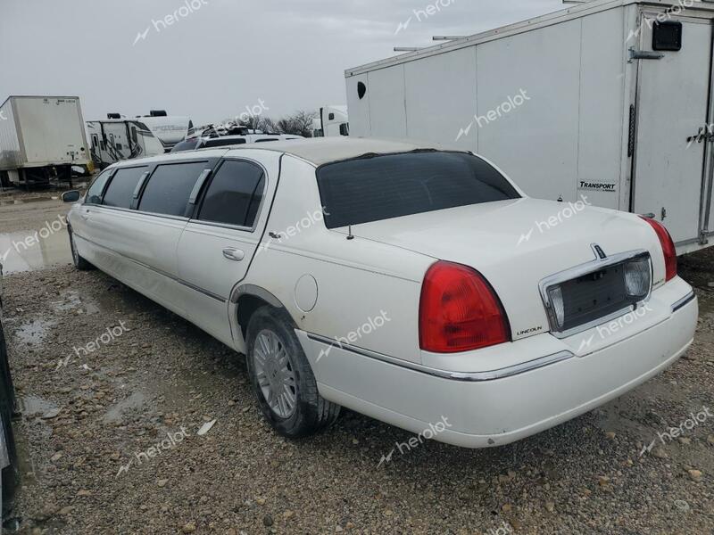 LINCOLN TOWN CAR E 2005 white limousin gas 1L1FM88W75Y646082 photo #3