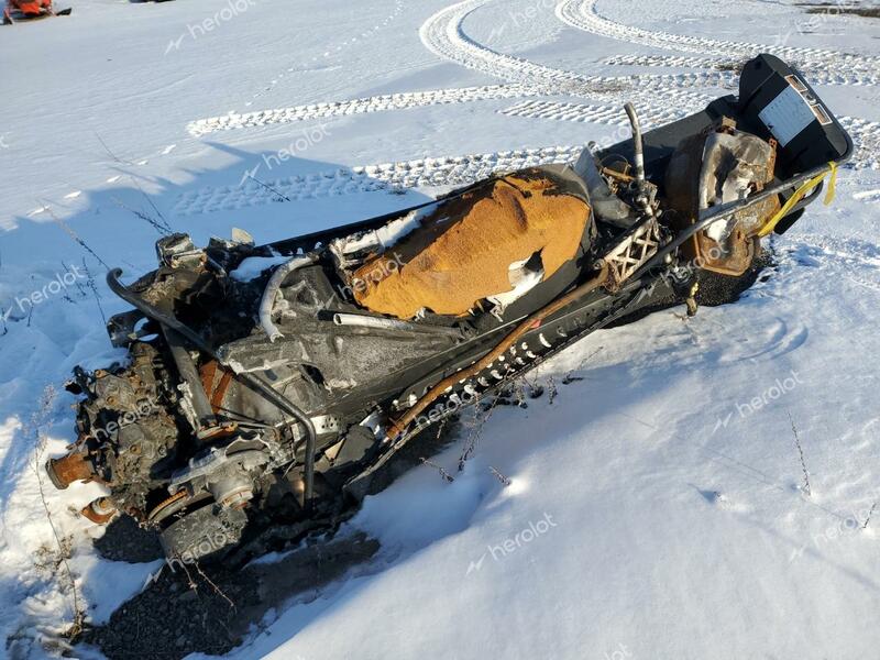 SKI DOO TUNDRA 2014 black   2BPSGLEA2EV000013 photo #3