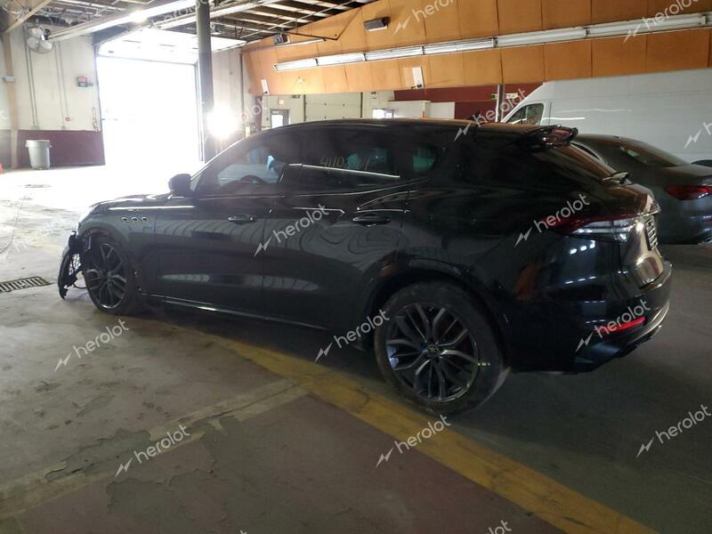 MASERATI LEVANTE MO 2023 black  gas ZN661YUM2PX414318 photo #3