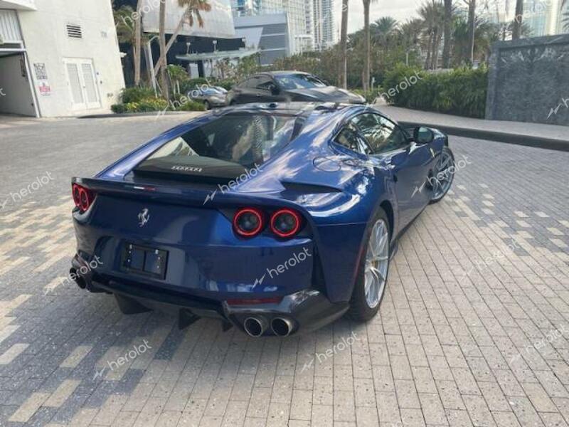 FERRARI 812 SUPERF 2018 blue  gas ZFF83CLA8J0233238 photo #4