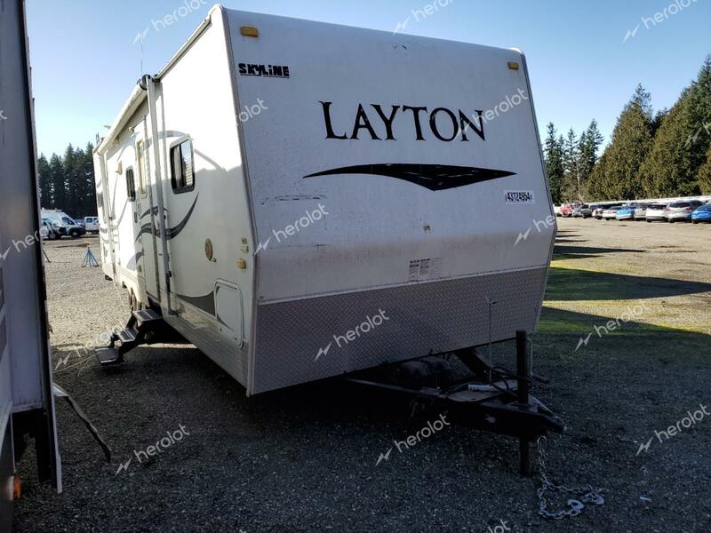 SKYLINE LAYTON 2008 white   1SE200R228D000754 photo #1