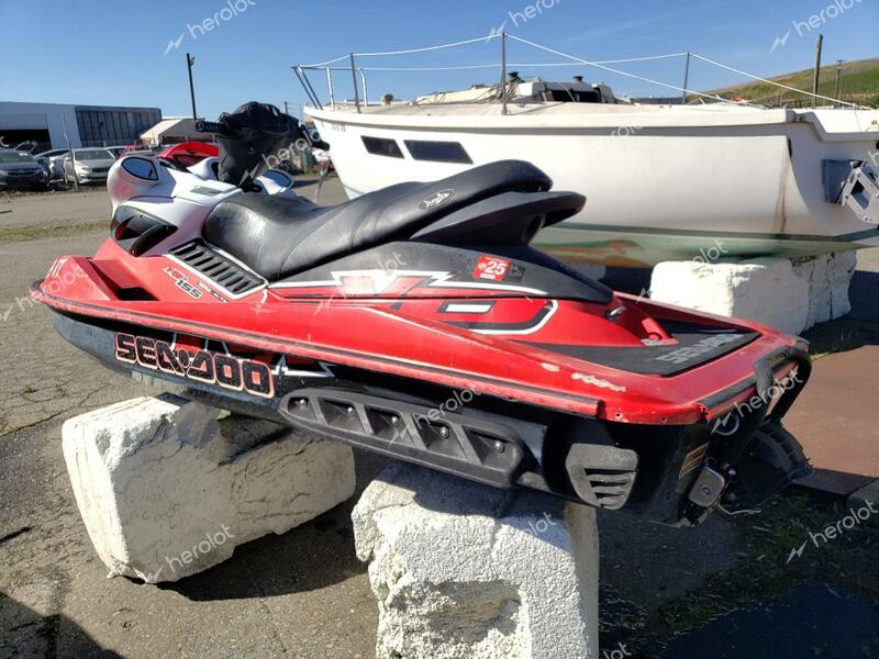 BOMBARDIER SEADOO 2008 red   YDV38470C808 photo #4