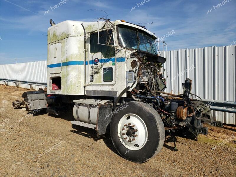 KENWORTH CONSTRUCTI 2007 silver tractor diesel 1XKDDU8X97J178187 photo #1