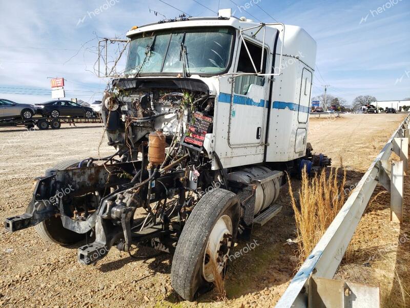 KENWORTH CONSTRUCTI 2007 silver tractor diesel 1XKDDU8X97J178187 photo #3