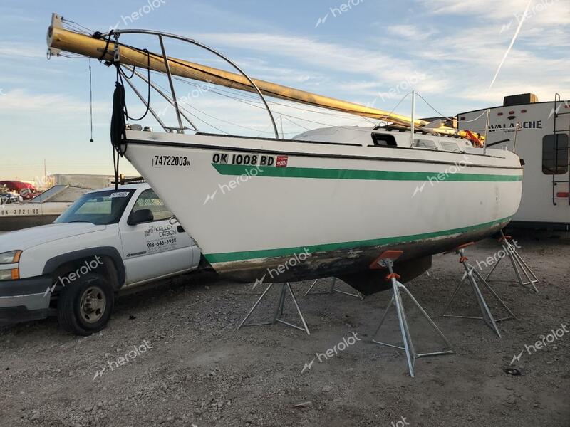 SAIL BOAT 1977 white   XDYG1133M77E photo #3