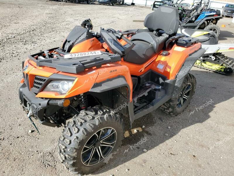 ATV CFMOTO 2022 orange   LCELVYZ89N6002064 photo #3