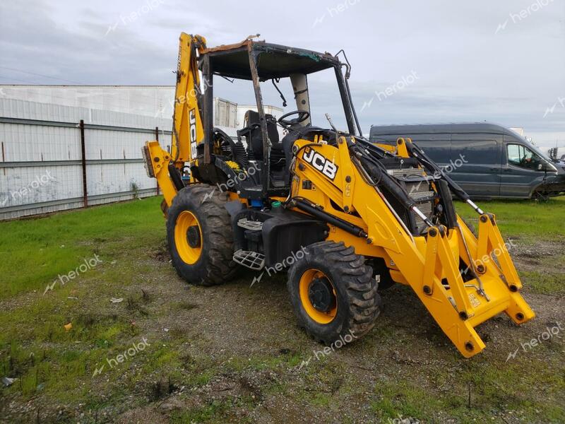 JBC BACKHOE 2021 yellow   JCB3CXPCCM3000655 photo #1