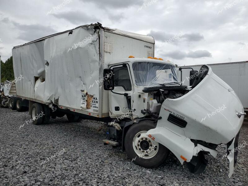 MACK MD 2022 white  diesel 1M2MDAAA8NS002492 photo #1