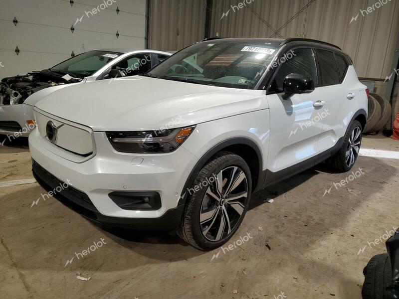 VOLVO XC40 P8 RE 2022 white  electric YV4ED3UR2N2703368 photo #1