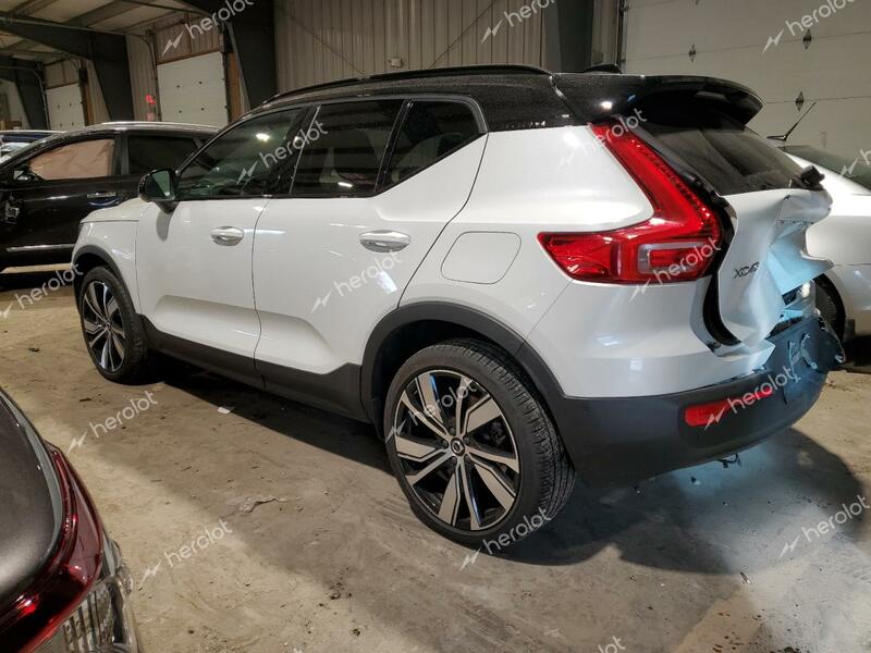 VOLVO XC40 P8 RE 2022 white  electric YV4ED3UR2N2703368 photo #3