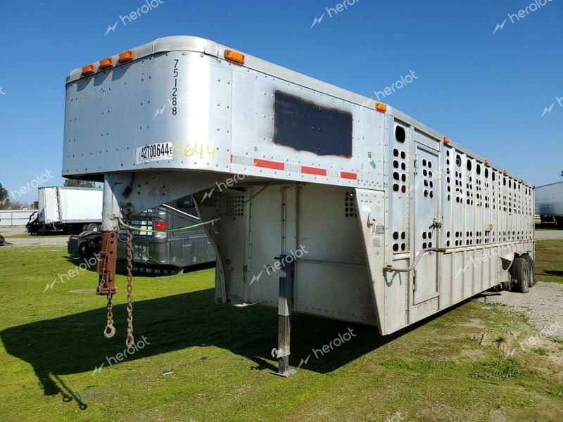 WILSON CATTLE TRL 2000 silver   1W1DGBRE3YH523040 photo #3