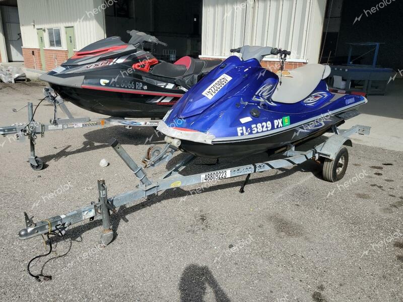 YAMAHA JET SKI 2012 blue   YAMA4498E212 photo #3