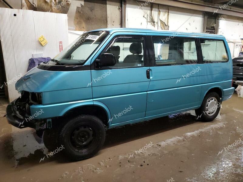 VOLKSWAGEN EUROVAN 1993 teal  gas WV2KC0705PH004158 photo #1