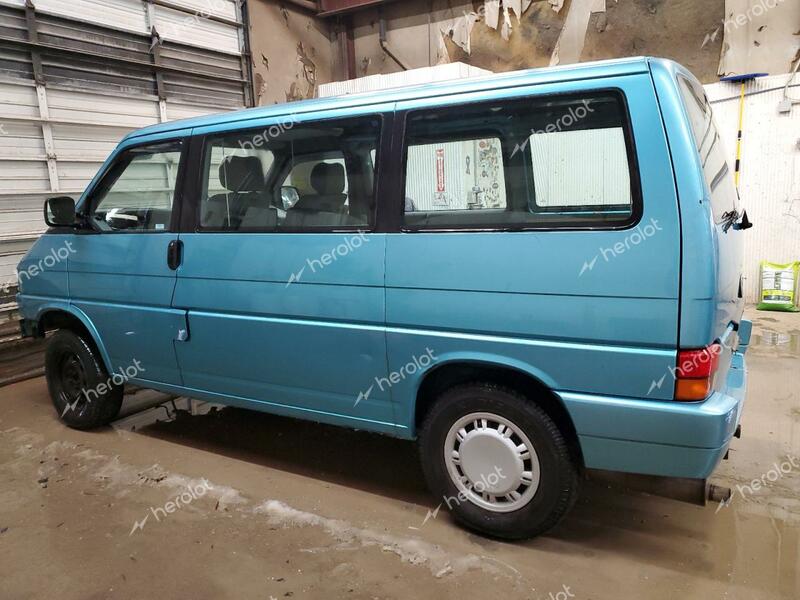 VOLKSWAGEN EUROVAN 1993 teal  gas WV2KC0705PH004158 photo #3