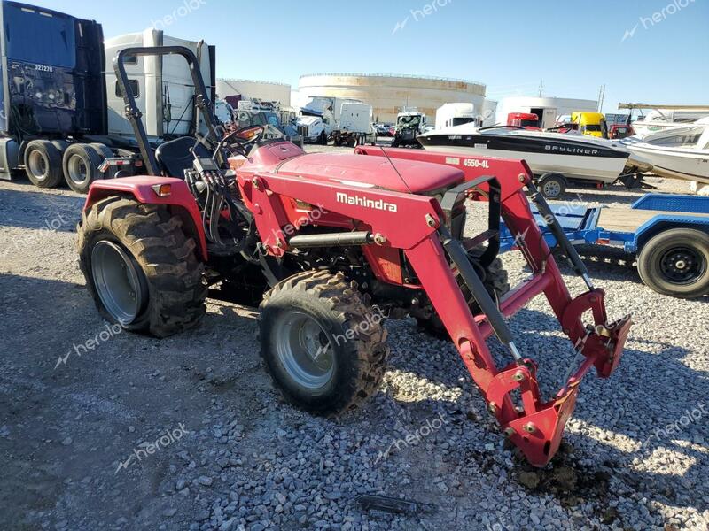 MAHINDRA AND MAHINDRA 4540 2015 red   MRCNY2034 photo #1