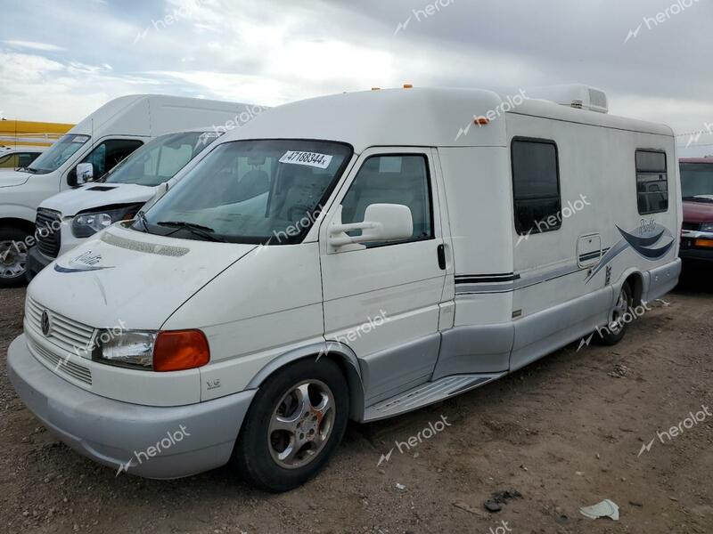 WINNEBAGO RIALTA 2003 white cutaway gas WV3AB47012H118300 photo #3