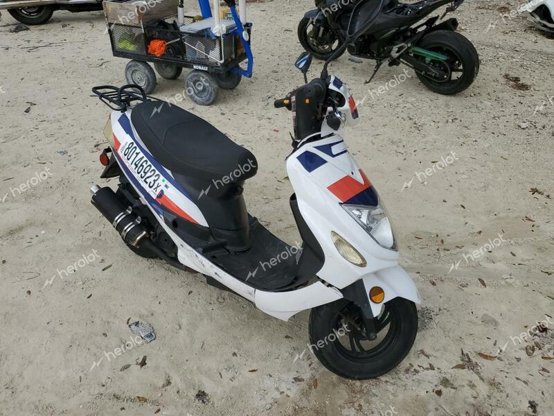 TAIZ MOTORCYCLE 2019 white   L5YACBPZ5K1108647 photo #1