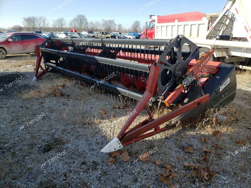 CASE COMBINE HE 1986 red   JJC0065167 photo #3