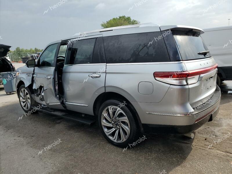 LINCOLN NAVIGATOR 2023 silver  gas 5LMJJ2LG7PEL13932 photo #3