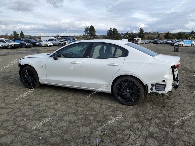 VOLVO S60 ULTIMA 2024 white  hybrid engine 7JRH60FJXRG297334 photo #3