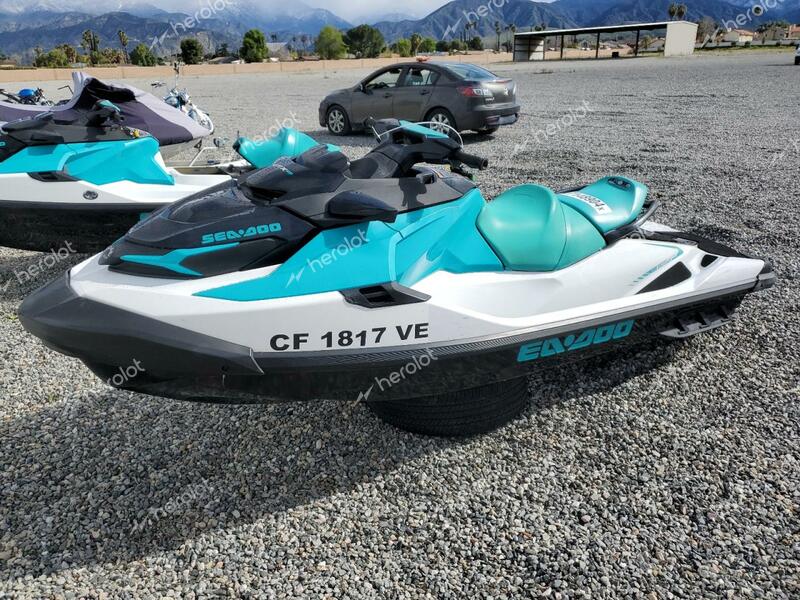 BRP SEADOO 2022 two tone   YDV52300A222 photo #3