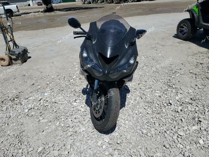 KAWASAKI ZX1400 J 2019 black  gas JKBZXNJ13KA008426 photo #3