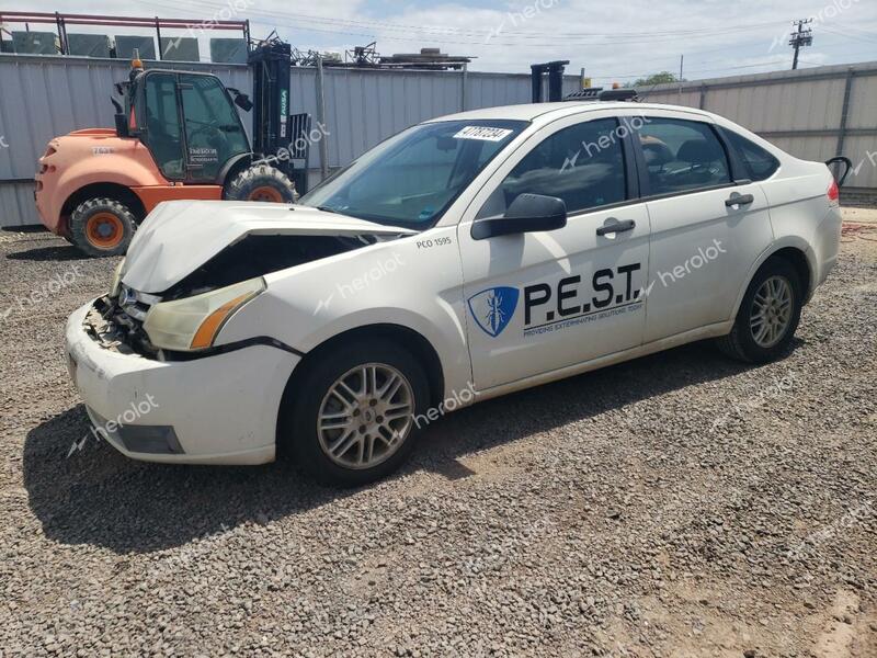 FORD FOCUS SE 2009 white sedan 4d gas 1FAHP35N39W199095 photo #1