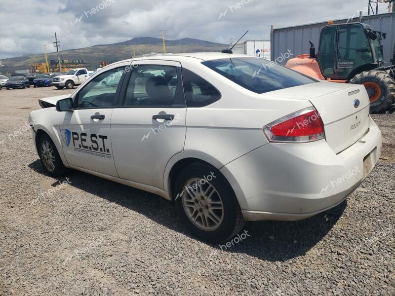 FORD FOCUS SE 2009 white sedan 4d gas 1FAHP35N39W199095 photo #3