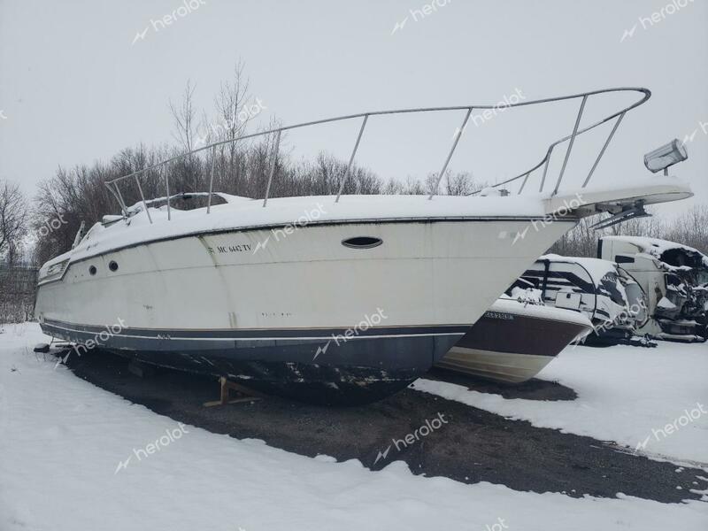 WELLS CARGO BOAT 1989 white   WELH0123J889 photo #1