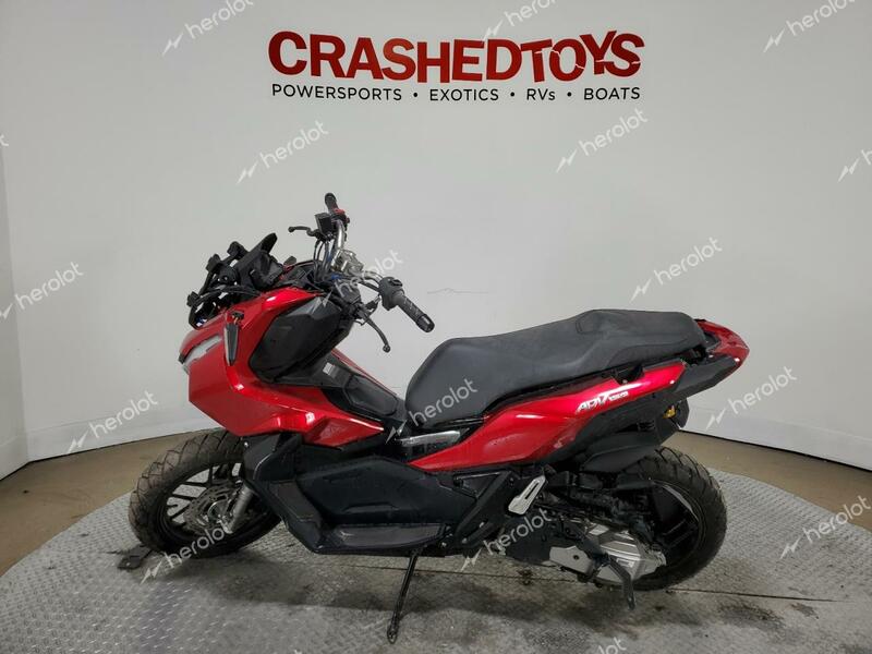 HONDA ADV150 A 2022 red  gas MLHKF3853N5102795 photo #4