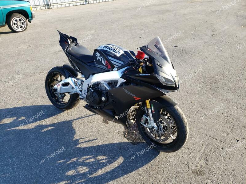 APRILIA RSV4 R 2013 black racer gas ZD4RKU043DS000343 photo #1